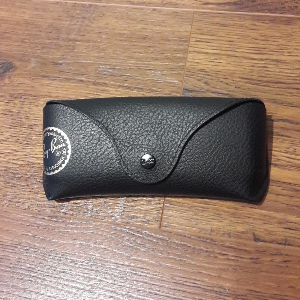 Ray Ban Case